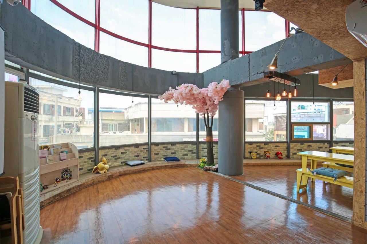 Dashim Guest House Gunsan Extérieur photo