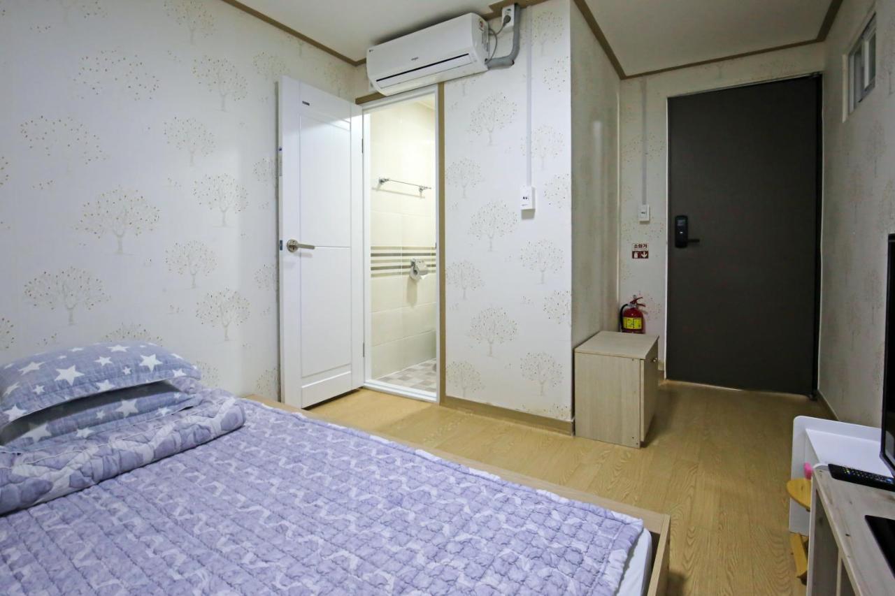 Dashim Guest House Gunsan Extérieur photo