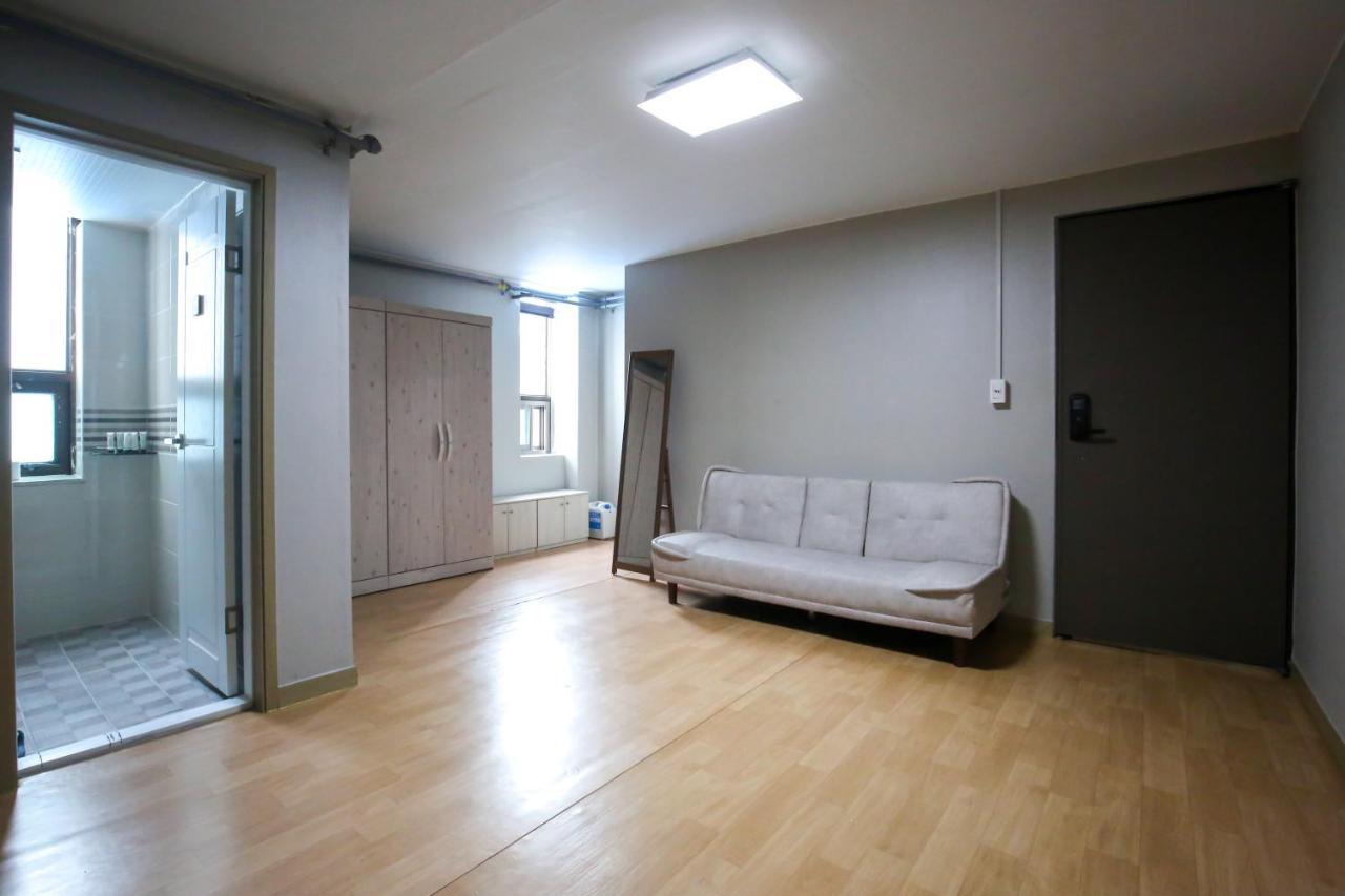 Dashim Guest House Gunsan Extérieur photo