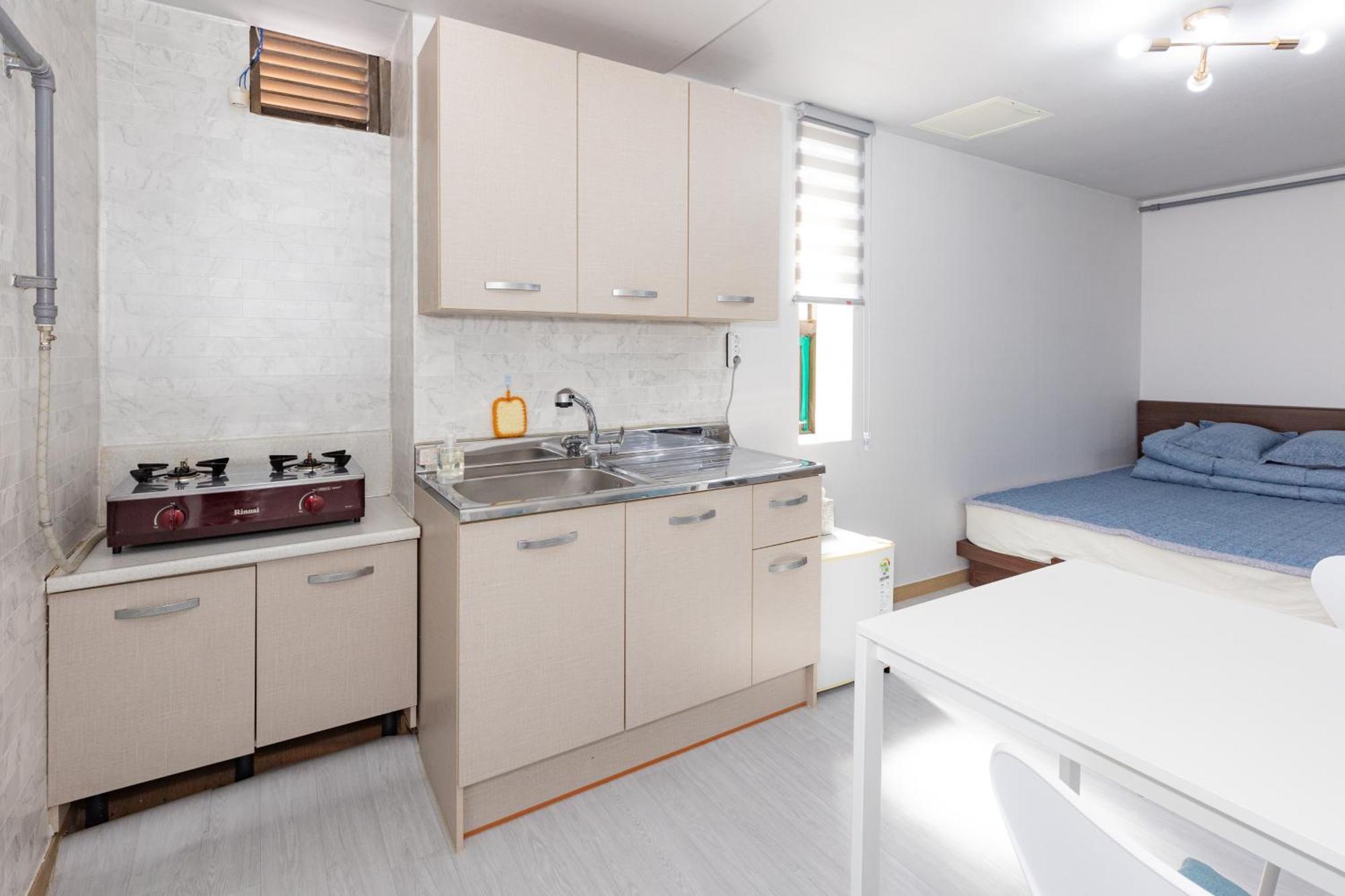 Dashim Guest House Gunsan Extérieur photo